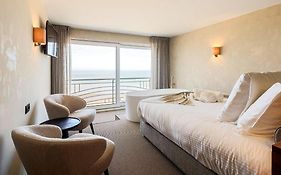 Hotel Beach Palace By Cw Hotel Collection